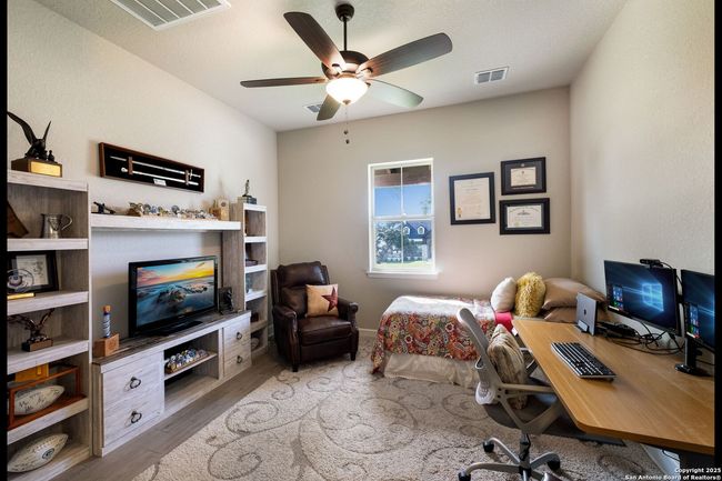 215 Madrone Trl, House other with 6 bedrooms, 6 bathrooms and null parking in Boerne TX | Image 40