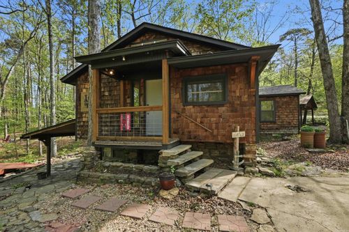 99 Roxie Ln, Greers Ferry, AR, 72067-8999 | Card Image