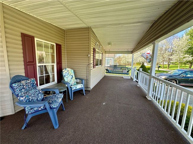 20 Stoneridge Ln, House other with 3 bedrooms, 2 bathrooms and 2 parking in Grove City PA | Image 17