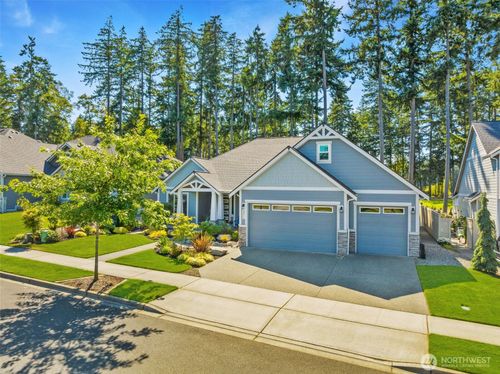4411 Caddyshack Dr Ne, Lacey, WA, 98516-5392 | Card Image