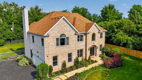 1685 Marion St, Roselle, IL, 60172-5002 | Card Image
