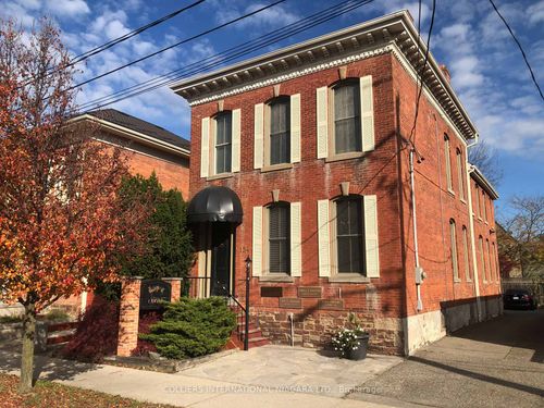 154 James St, Saint Catharines, ON, L2R5C5 | Card Image