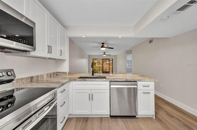 Kitchen | Image 8