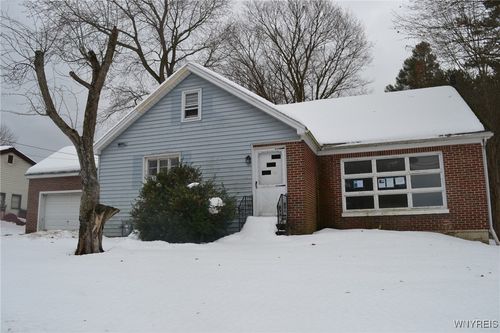 2001 Vermont Street, North Collins, NY, 14111 | Card Image