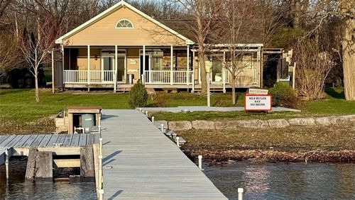 13 Main St, Aurora, NY, 13026-9763 | Card Image