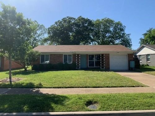 13739 Sundown Trl, Farmers Branch, TX, 75234-4812 | Card Image
