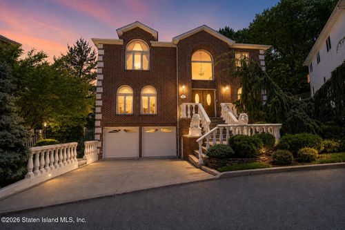 58 Michael Loop, Staten Island, NY, 10301-4639 | Card Image