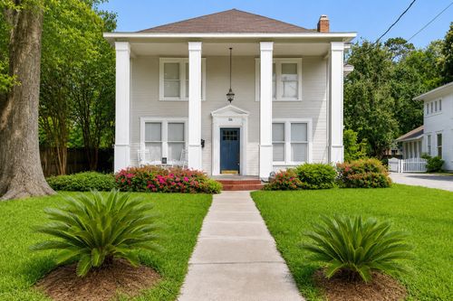 216 N Texas Street, Pittsburg, TX, 75686 | Card Image