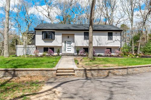 433 Gravelly Hill Road, South Kingstown, RI, 02879 | Card Image