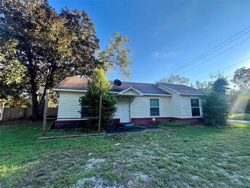 Walt Davis Dr, Woodville, TX 75979