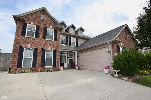 171 Warrington Dr, Pittsboro, IN, 46167-8811 | Card Image