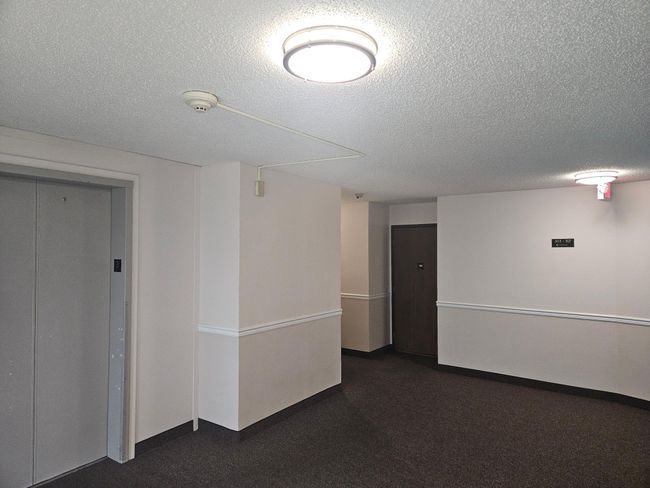 #301 is close to the elevator | Image 4