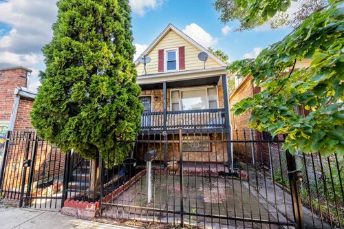 8333 Baltimore Ave, Chicago, IL, 60617-2110 | Card Image