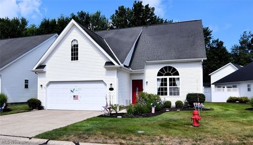 702 Jonquil Ln, Madison, OH, 44057-3171 | Card Image