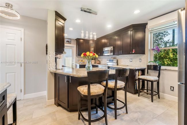 1601 Sw 117 Th Ave, House other with 4 bedrooms, 3 bathrooms and null parking in Davie FL | Image 12