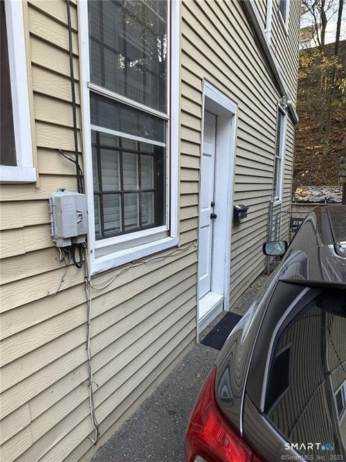 12-128 Center St, Shelton, CT, 06484-3242 | Card Image