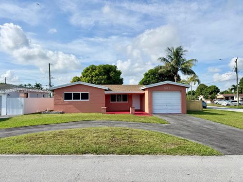 7612 Plantation Blvd, Miramar, FL, 33023-2528 | Card Image