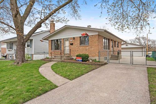 921 Highland Ave, Thornton, IL, 60476-1058 | Card Image