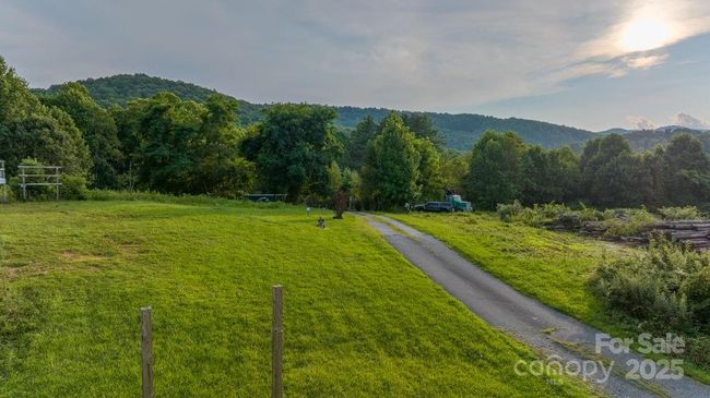 400 Old Dula Rd, Home with 0 bedrooms, 0 bathrooms and null parking in Spruce Pine NC | Image 9