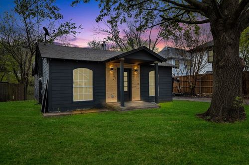 1404 N Bradley St, Mckinney, TX, 75069-1700 | Card Image