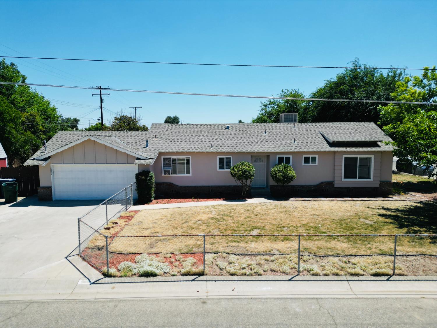 Residential in Tulare 3