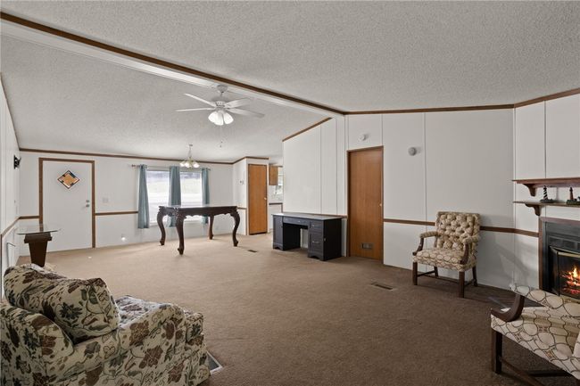 401 Walnut Crest Ct, House other with 4 bedrooms, 2 bathrooms and null parking in Fountain Inn SC | Image 6