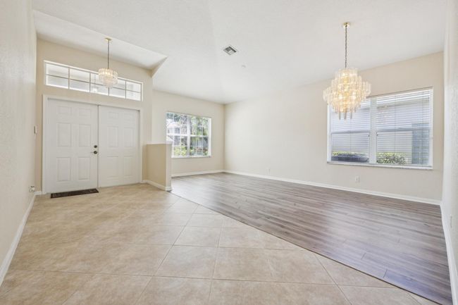 5780 Saddle Trail Ln, House other with 3 bedrooms, 3 bathrooms and null parking in Lake Worth FL | Image 4