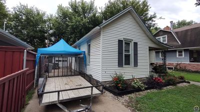 710 Cottonwood St, House other with 2 bedrooms, 1 bathrooms and null parking in Emporia KS | Image 3