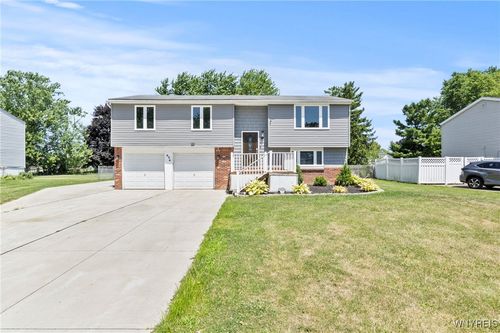 424 Tracey Ln, Grand Island, NY, 14072-1986 | Card Image
