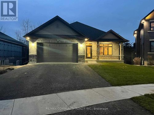 44 Redwood Dr, Belleville, ON, K8N0K4 | Card Image