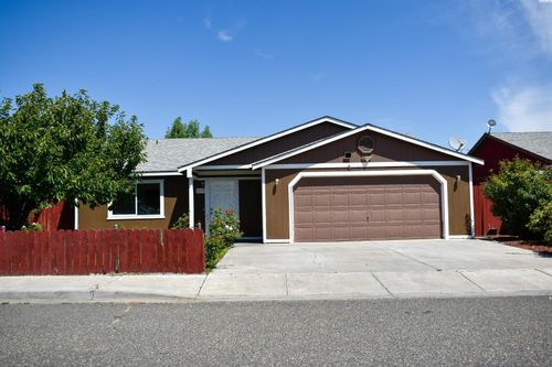 2515 E Adelia, Pasco, WA, 99301 | Card Image