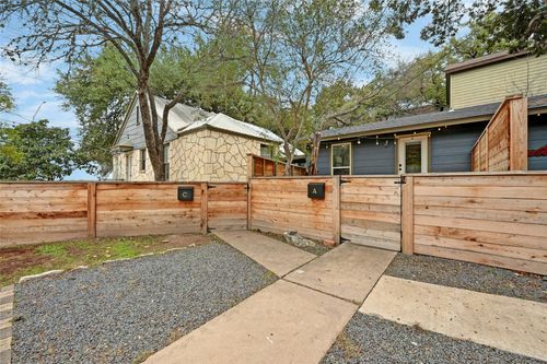 a-1103 Kenwood Avenue, Austin, TX, 78704 | Card Image