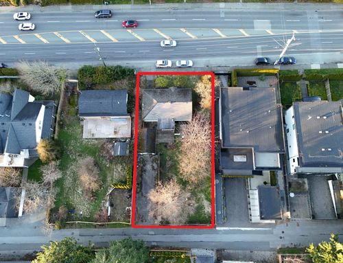 14068 N Bluff Rd, White Rock, BC, V4B3C3 | Card Image