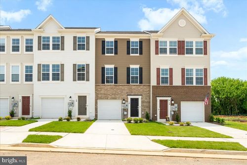 14 Telluride Way, CHARLES TOWN, WV, 25414-6092 | Card Image
