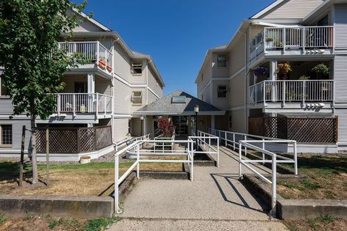 203-1615 Frances St, Vancouver, BC, V5L1Z3 | Card Image