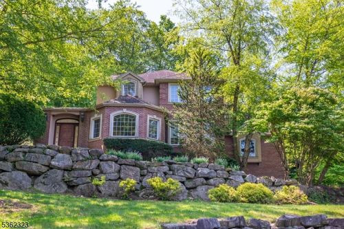 6 Briscoe Chase, Ringwood, NJ, 07456-2720 | Card Image