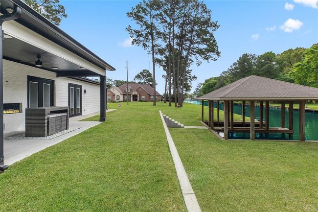 50 Trail Lk, House other with 3 bedrooms, 2 bathrooms and null parking in Trinity TX | Image 8