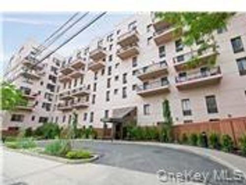 apt-1d-100 W Broadway, Long Beach, NY, 11561-4001 | Card Image