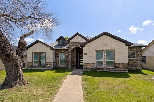 4909 Collingwood Dr, Garland, TX, 75043-3420 | Card Image