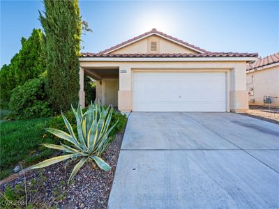 9316 Morehouse Place, House other with 3 bedrooms, 2 bathrooms and null parking in Las Vegas NV | Image 2