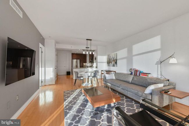 APT-1618 - 8220 Crestwood Heights Dr, Condo with 1 bedrooms, 1 bathrooms and null parking in MCLEAN VA | Image 5