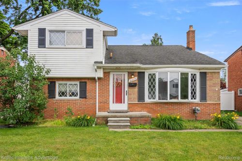 31273 Mackenzie Dr, Westland, MI, 48185-1660 | Card Image