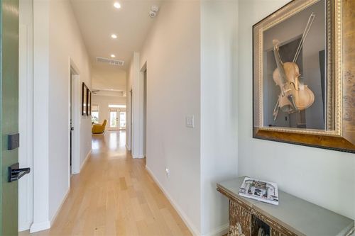 1800 Plaza District Dr, Edmond, OK, 73034-3533 | Card Image