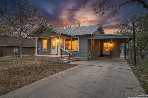 214 W Frio St, Uvalde, TX, 78801-3604 | Card Image