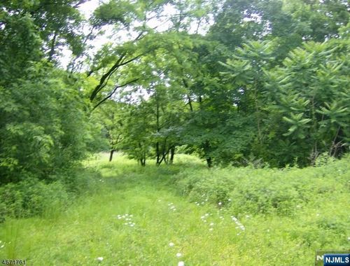 35 Passaic Valley Rd, Montville, NJ, 07045-9637 | Card Image