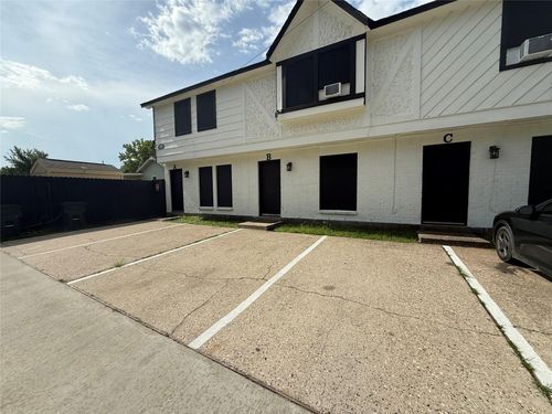 apt-a-518 6th St, Humble, TX, 77338-3772 | Card Image