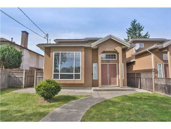 6663 Russell Avenue, Burnaby, BC, V5H3T4 | Card Image