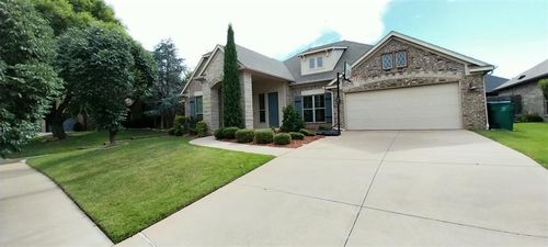 18425 Salvador Rd, Edmond, OK, 73012-7601 | Card Image