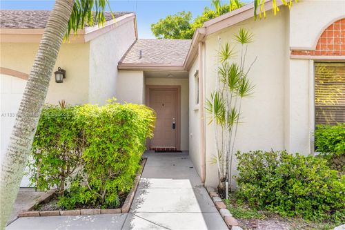 3160 Nw 108th Ter, Sunrise, FL, 33351-6815 | Card Image