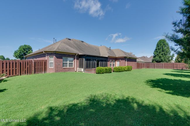 fenced back | Image 53